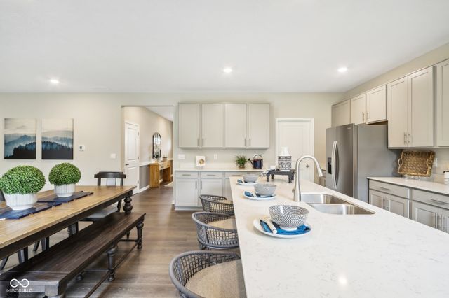 7744 Magnolia Street, New Palestine, IN 46163