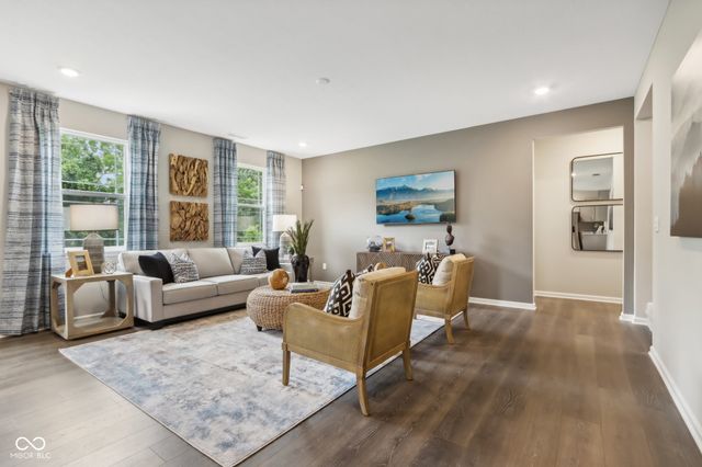 7744 Magnolia Street, New Palestine, IN 46163