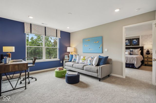 7744 Magnolia Street, New Palestine, IN 46163