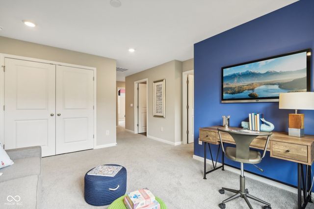 7744 Magnolia Street, New Palestine, IN 46163