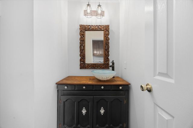 311 Creekview Circle, Crandall, TX 75114