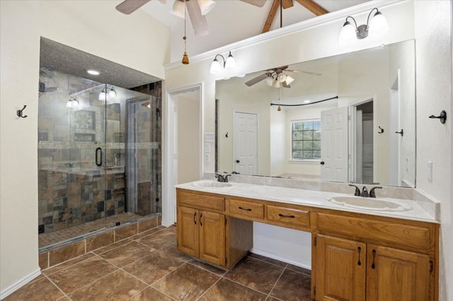 311 Creekview Circle, Crandall, TX 75114