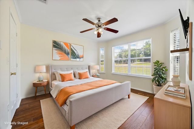 311 Creekview Circle, Crandall, TX 75114