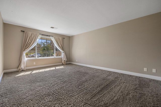 3317 Shamrock Ave, Merced, CA 95340