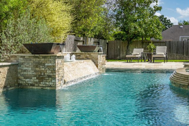 21110 W Kelsey Creek Trail, Cypress, TX 77433