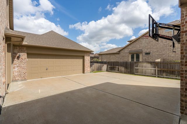 21110 W Kelsey Creek Trail, Cypress, TX 77433