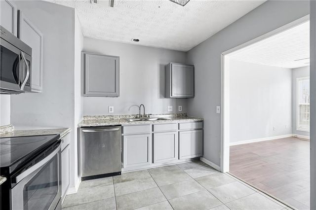 6091 Brookechase Lane, Norcross, GA 30093