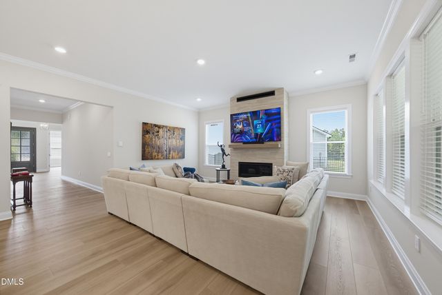 440 Dunton Street, Holly Springs, NC 27540