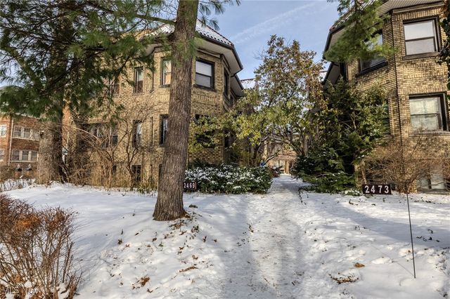 2469 Overlook Road 11, Cleveland Heights, OH 44106