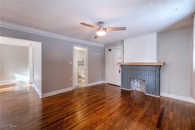 2469 Overlook Road 11, Cleveland Heights, OH 44106