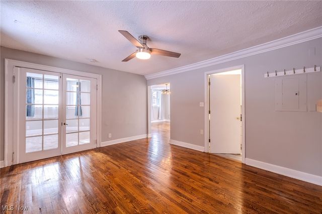 2469 Overlook Road 11, Cleveland Heights, OH 44106