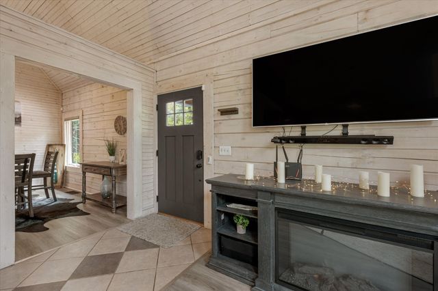 110 Lake Meadow Dr, Smithville, TN 37166