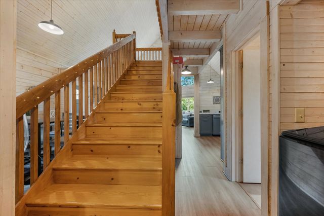 110 Lake Meadow Dr, Smithville, TN 37166