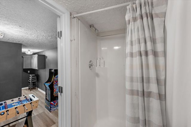 110 Lake Meadow Dr, Smithville, TN 37166