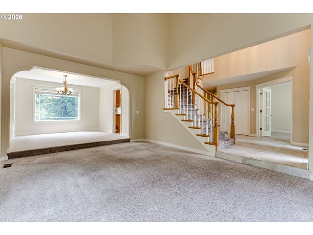 3926 SHASTA VIEW St, Eugene, OR 97405