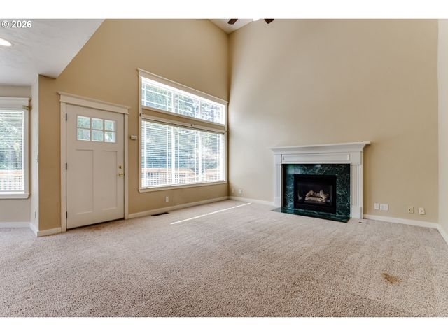 3926 SHASTA VIEW St, Eugene, OR 97405