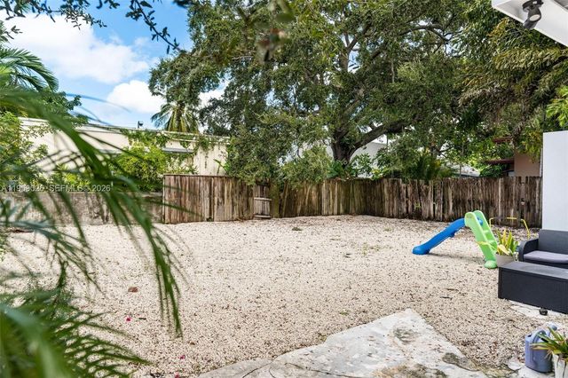 515 NE 67th St 2, Miami, FL 33138