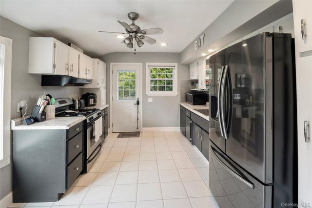 277 Horseblock Road, Farmingville, NY 11738