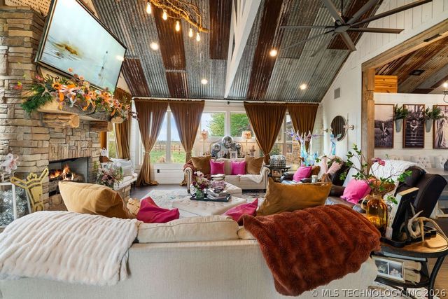 15337 Lewis Lane, Madill, OK 73446