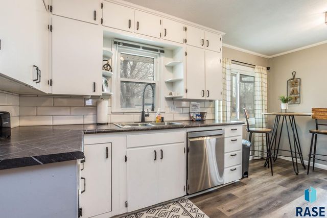 1800 S Covell Ave Avenue, Sioux Falls, SD 57105