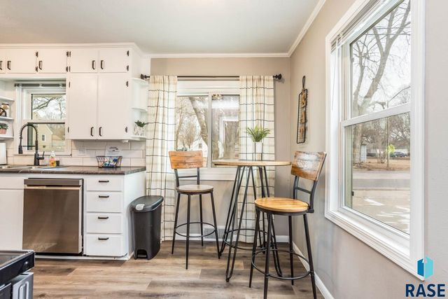 1800 S Covell Ave Avenue, Sioux Falls, SD 57105