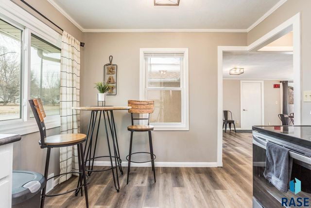 1800 S Covell Ave Avenue, Sioux Falls, SD 57105