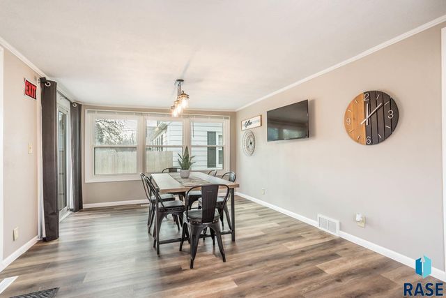 1800 S Covell Ave Avenue, Sioux Falls, SD 57105