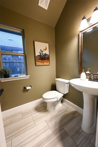 4716 Hazy Hollow Lane, Crowley, TX 76036