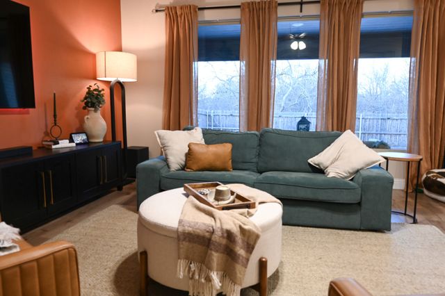 4716 Hazy Hollow Lane, Crowley, TX 76036