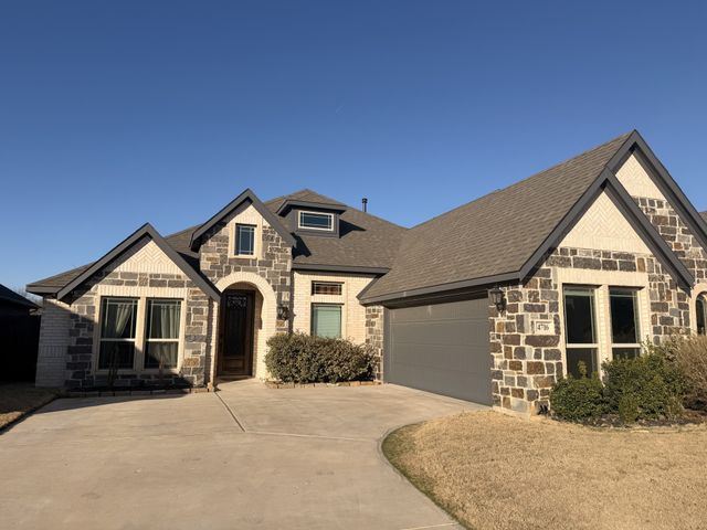 4716 Hazy Hollow Lane, Crowley, TX 76036