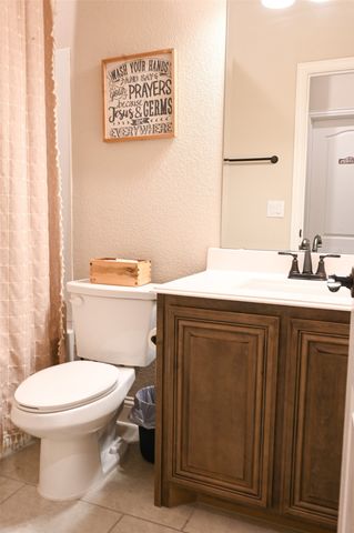 4716 Hazy Hollow Lane, Crowley, TX 76036