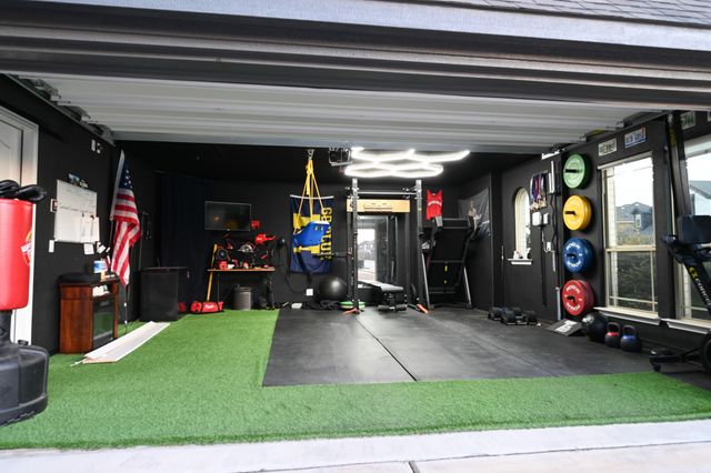 4716 Hazy Hollow Lane, Crowley, TX 76036