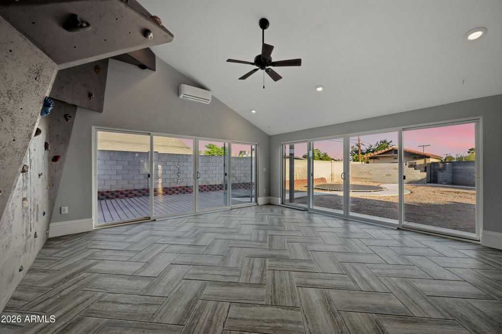 Image 13 of property listing at 1723 N PALM Drive, Tempe, AZ 85288