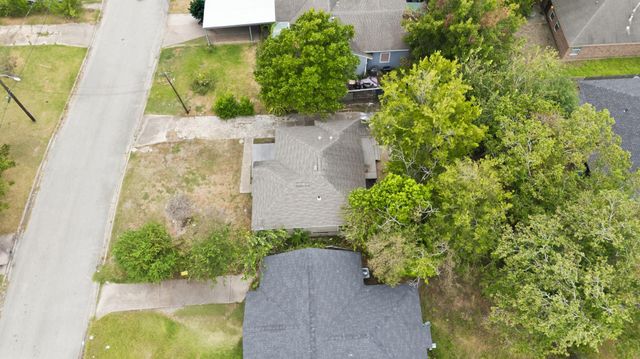 3525 Dreyfus Street, Houston, TX 77021