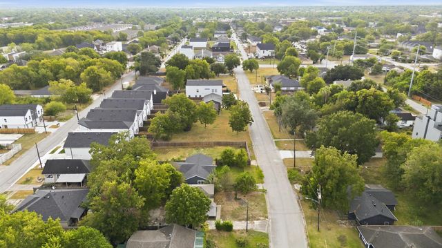 3525 Dreyfus Street, Houston, TX 77021
