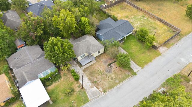 3525 Dreyfus Street, Houston, TX 77021