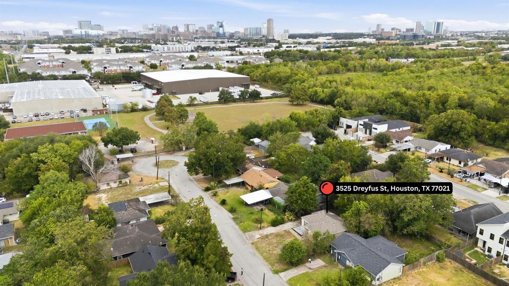 3525 Dreyfus Street, Houston, TX 77021
