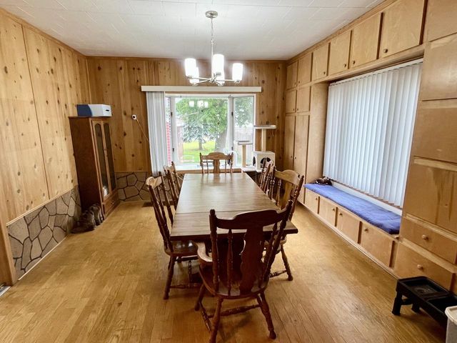 2304 13TH STREET, Two Rivers, WI 54241
