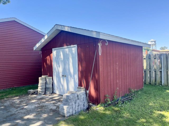 2304 13TH STREET, Two Rivers, WI 54241