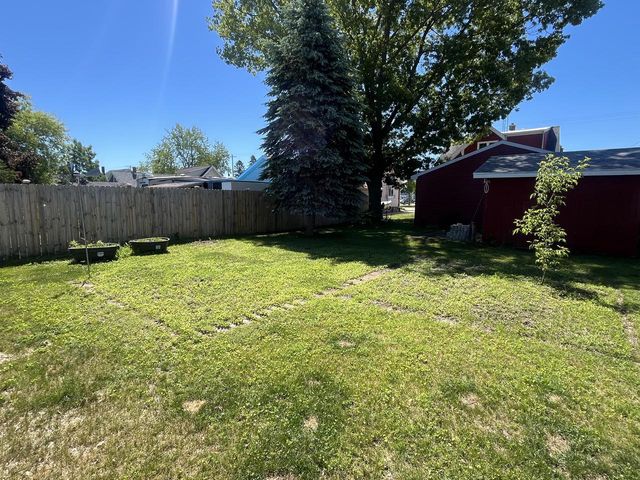 2304 13TH STREET, Two Rivers, WI 54241