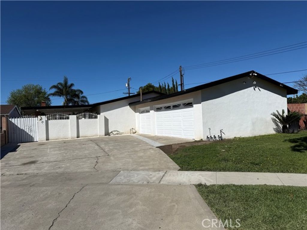317 N Dwyer, Anaheim, CA 92801