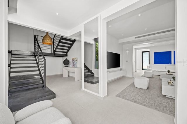 66 PLACID COURT, San Juan, PR 00907