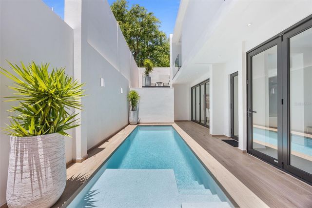 66 PLACID COURT, San Juan, PR 00907