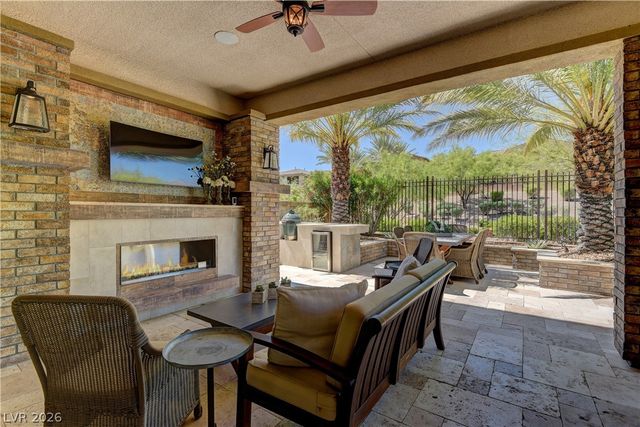 355 Nola Street, Las Vegas, NV 89138