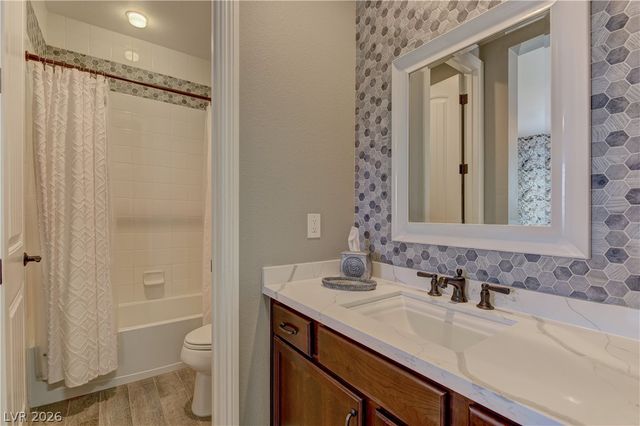 355 Nola Street, Las Vegas, NV 89138