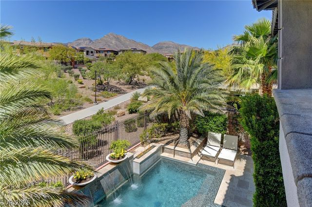 355 Nola Street, Las Vegas, NV 89138