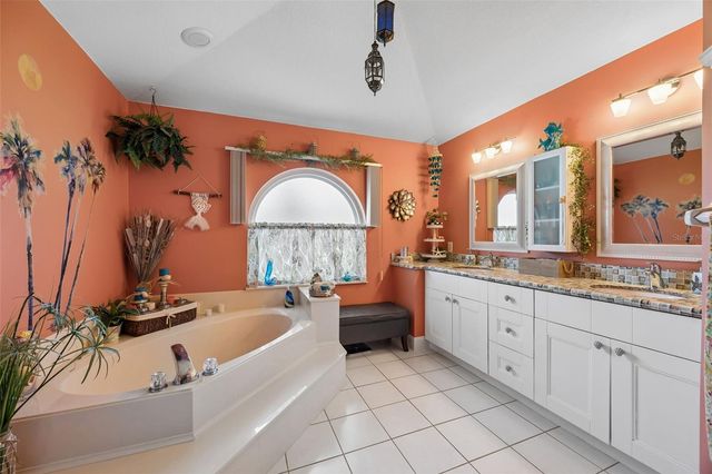 1 BRUNSWICK LANE, Palm Coast, FL 32137
