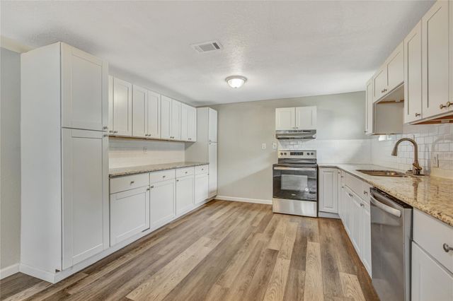4726 Carmen Street, Houston, TX 77033