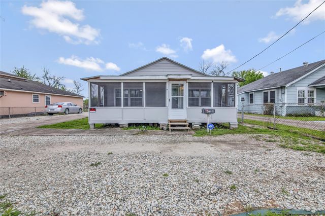 4726 Carmen Street, Houston, TX 77033