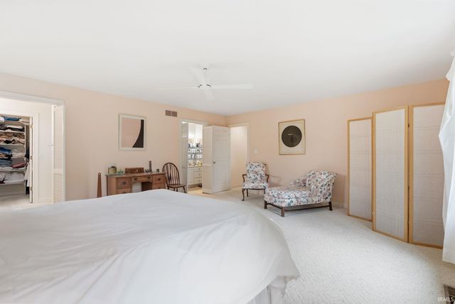 12105 Sylvan Meadows Drive, Fort Wayne, IN 46814